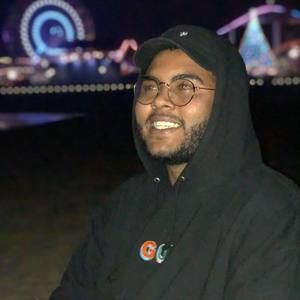 Meet your Posher, Dominic